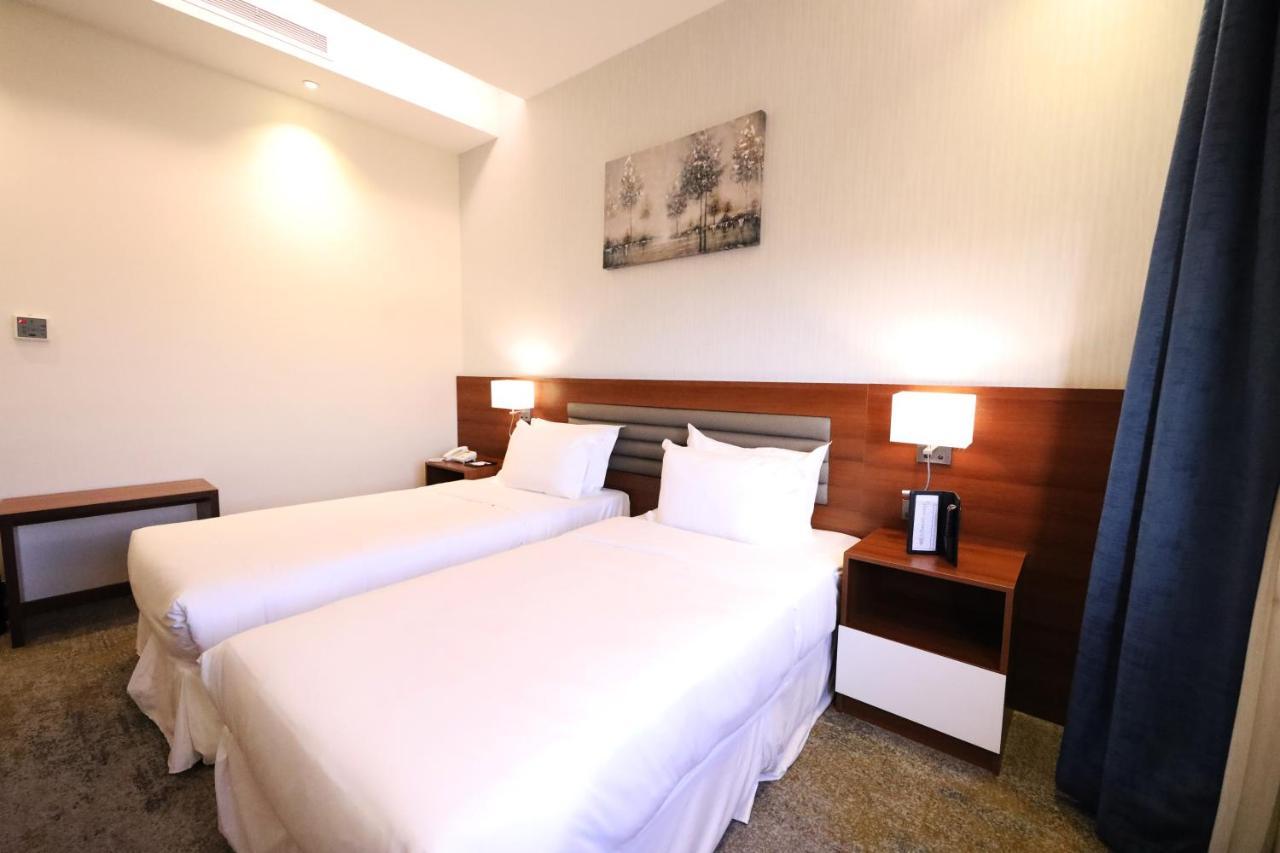 Eva Hotel Jeddah Exterior photo
